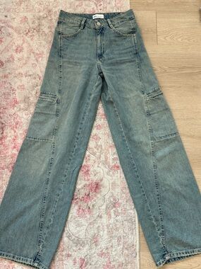 Zara High-Rise Wide Leg Jeans in Faded Blue